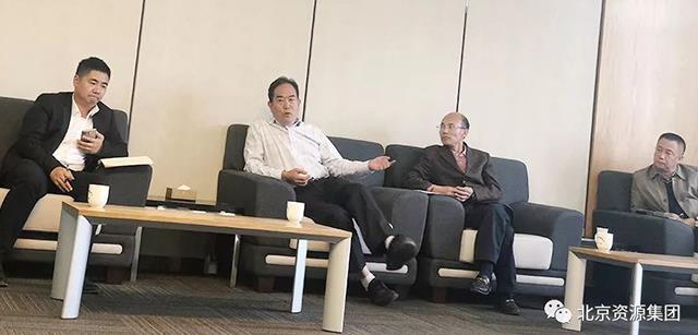 宁乡市副市长文平专题听取资源集团宁乡花猪双百工程汇报