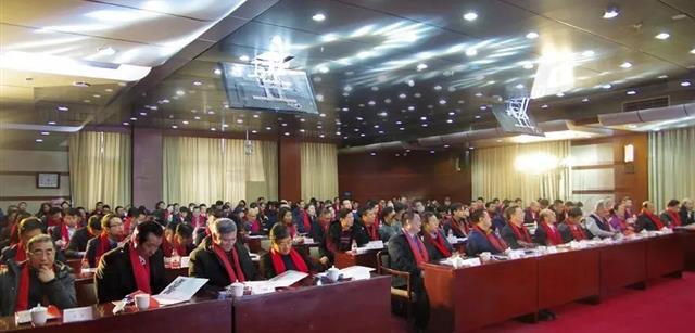 中国生态农业产业技术创新战略联盟生态猪产业专家委员会首次峰会暨北京资源亿家集团2019年年会在国家教育行政学院胜利召开